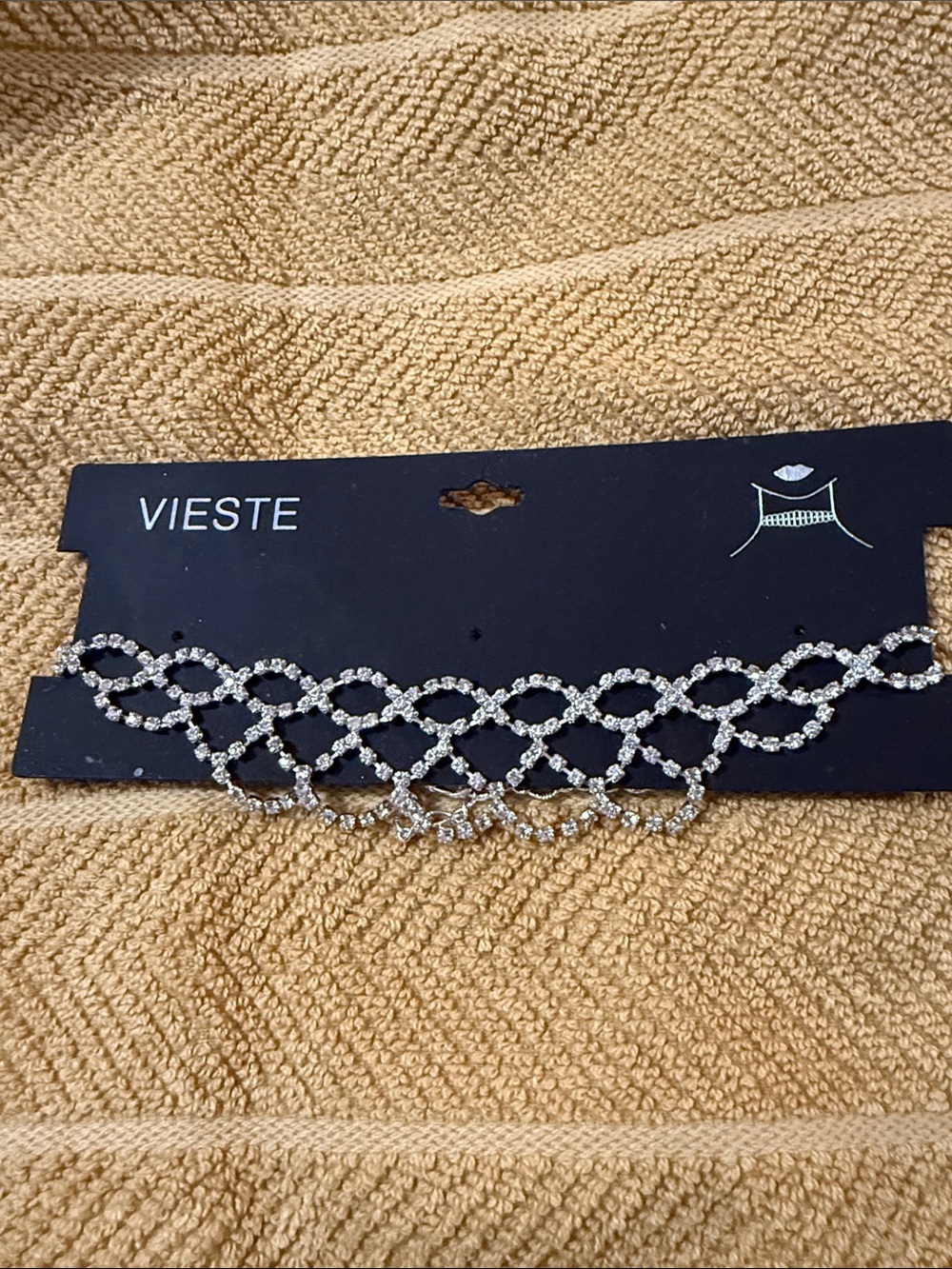 Vieste Silver Crystal Lattice Hair Choker